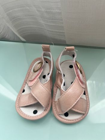 Sandales bébé 3-6 mois