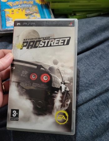 Jeu psp need for speed
