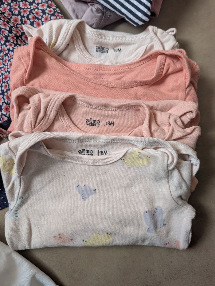 Lot de vêtements 18 mois - photo numéro 3