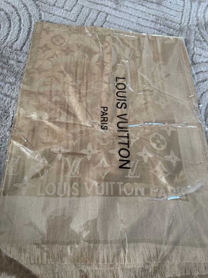 Chale pour femme - photo numéro 3