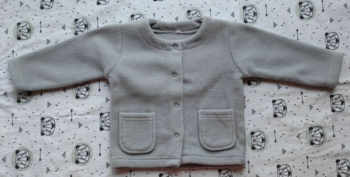 Veste polaire taille 6 mois