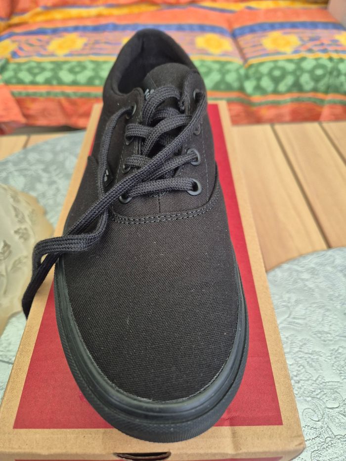 Baskets  vans - photo numéro 2