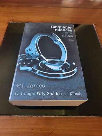 Livre 📖 cinquante nuances plus claires
