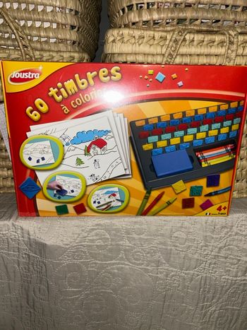 60 timbres tampons à colorier joustra neuf