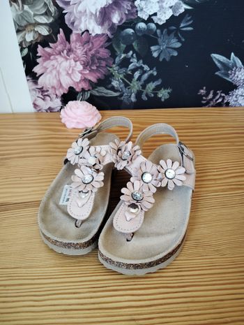 Sandales filles P.30