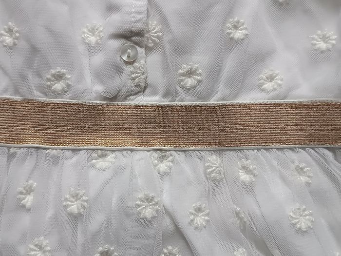 Jolie robe blanche sans manche de cérémonie - photo numéro 6