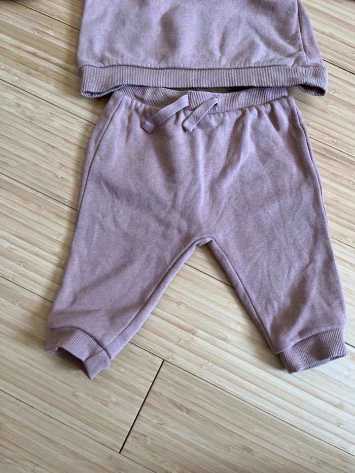 Ensemble jogging - photo numéro 2