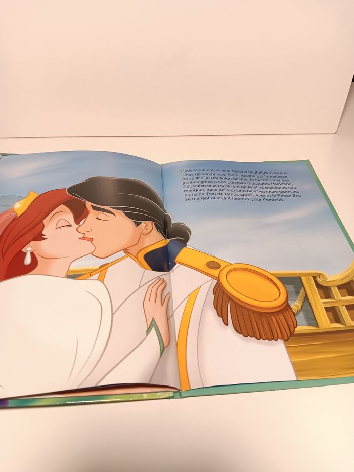 Livre Disney club du livre La petite sirene - photo numéro 6