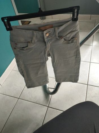Vend pantacourt jean