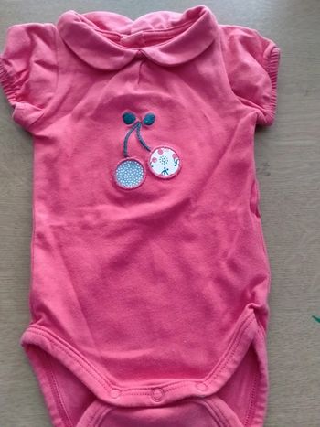 Body 1 mois 53 cm