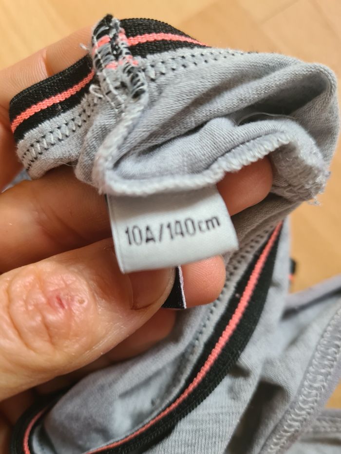 Lot 2 brassières / Taille 10 ans - photo numéro 3