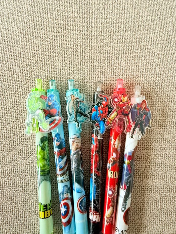 Lot de 6 stylos super-héros Marvel – Hulk, Captain America, Spider-Man, Iron Man, Black Widow - photo numéro 3
