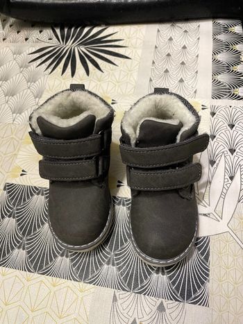 Chaussures montantes pointure 21