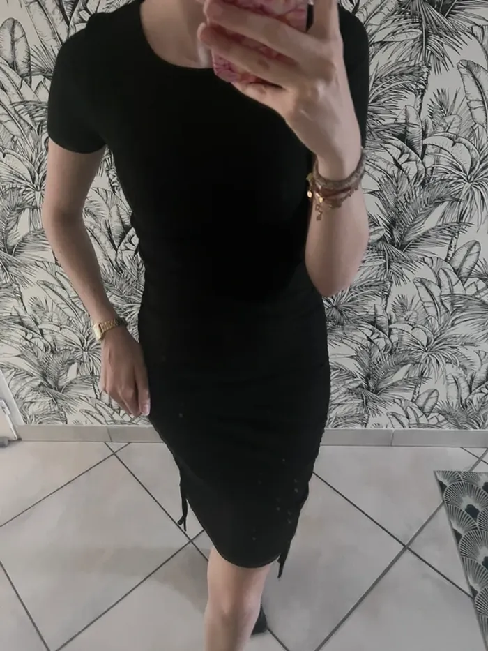 Robe noir