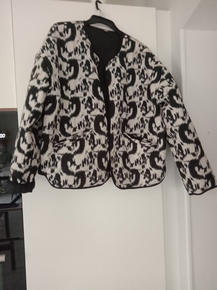 Vêtements  en vente - photo numéro 10