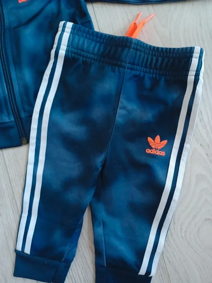 Ensemble Adidas - photo numéro 2