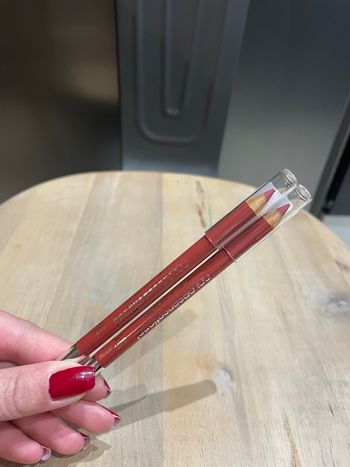 Maquillage Lot Crayons à lèvres Maybelline - Teinte 440 Coral Fire - Neufs