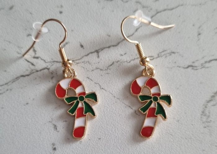 Paire de boucles d'oreilles sucre d'orge noël - photo numéro 1