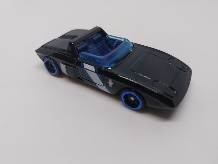 Hot Wheels '62 Ford Mustang Concept 2022 2 Ou 5 Pack
