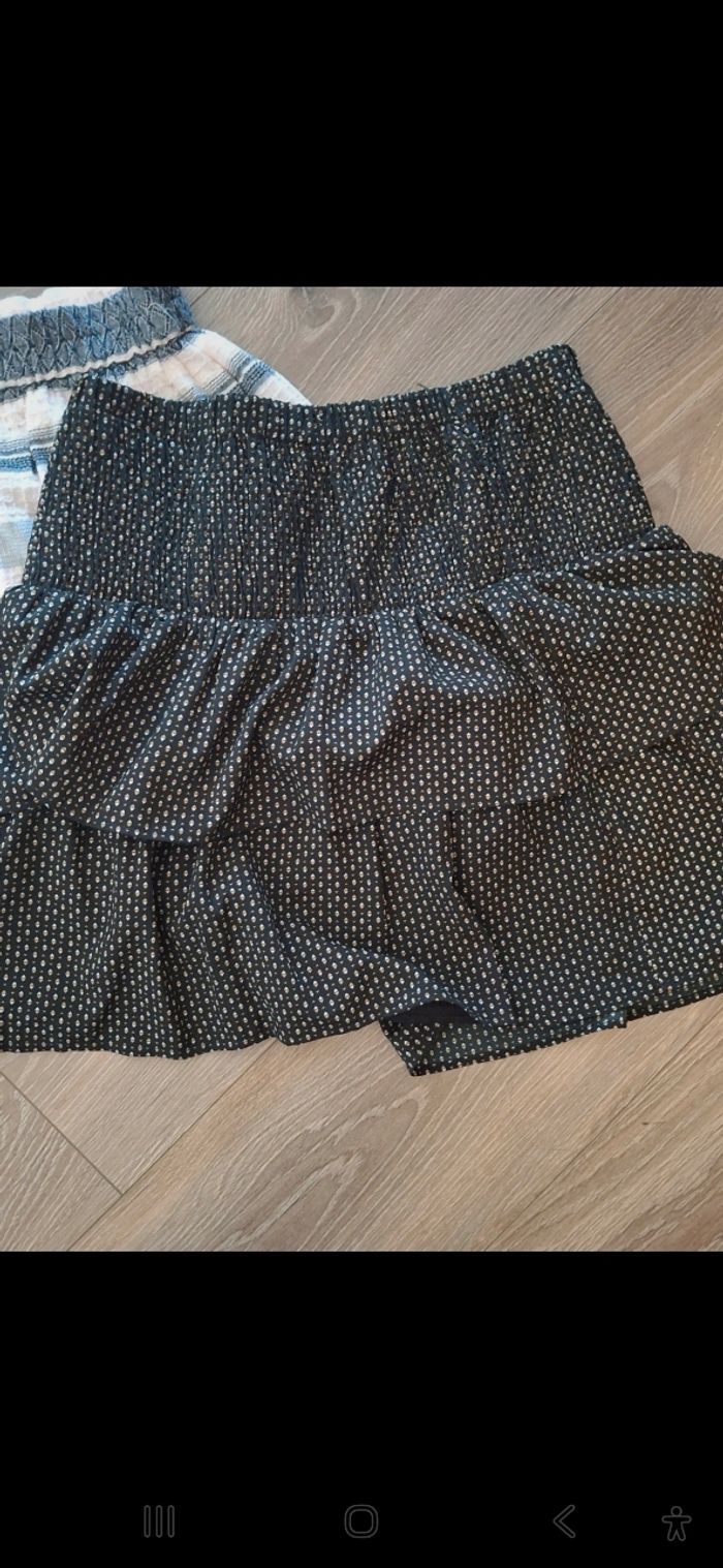 Lot 2 jupes courtes  M cache cache - photo numéro 8