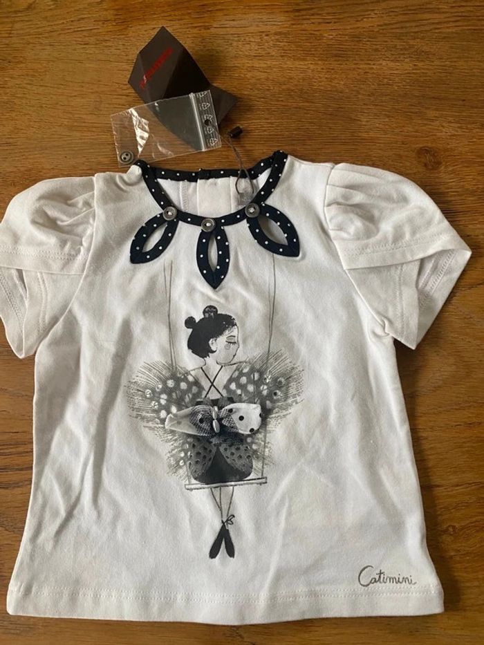 Petit haut neuf catimini 6 mois