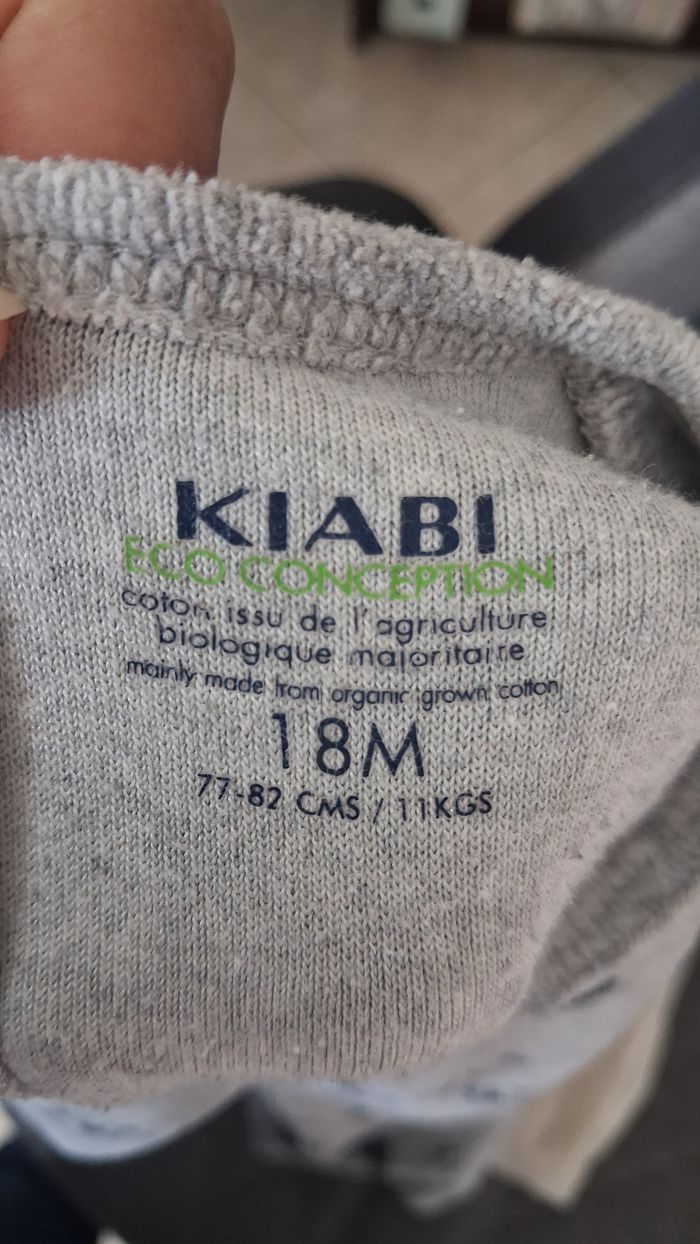 Lot pyjamas 18 mois - photo numéro 4