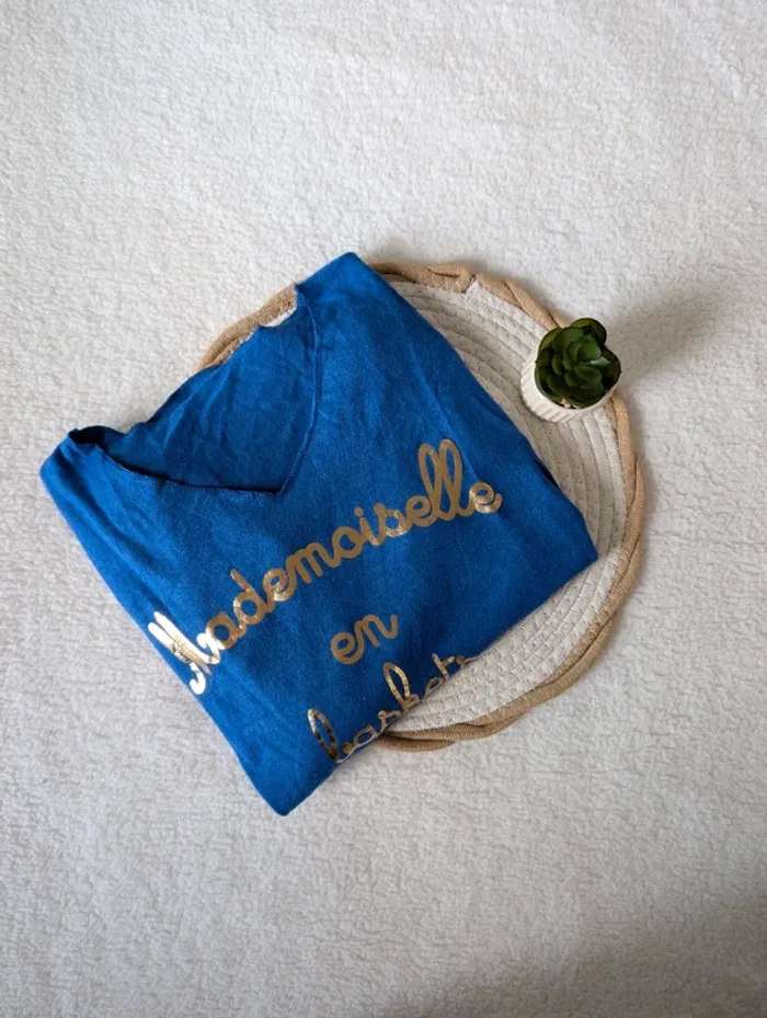 🩵 Pull léger col V bleu - Taille unique