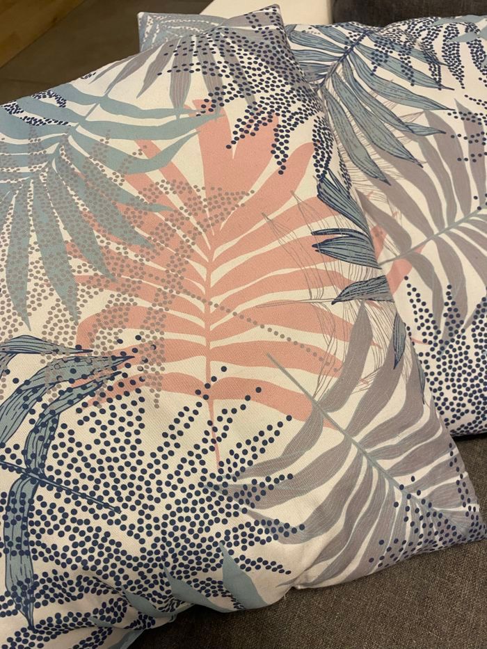 Coussins décoratifs motifs florales - photo numéro 6