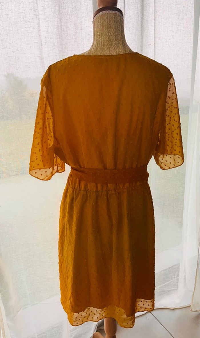 Robe moutarde - photo numéro 4