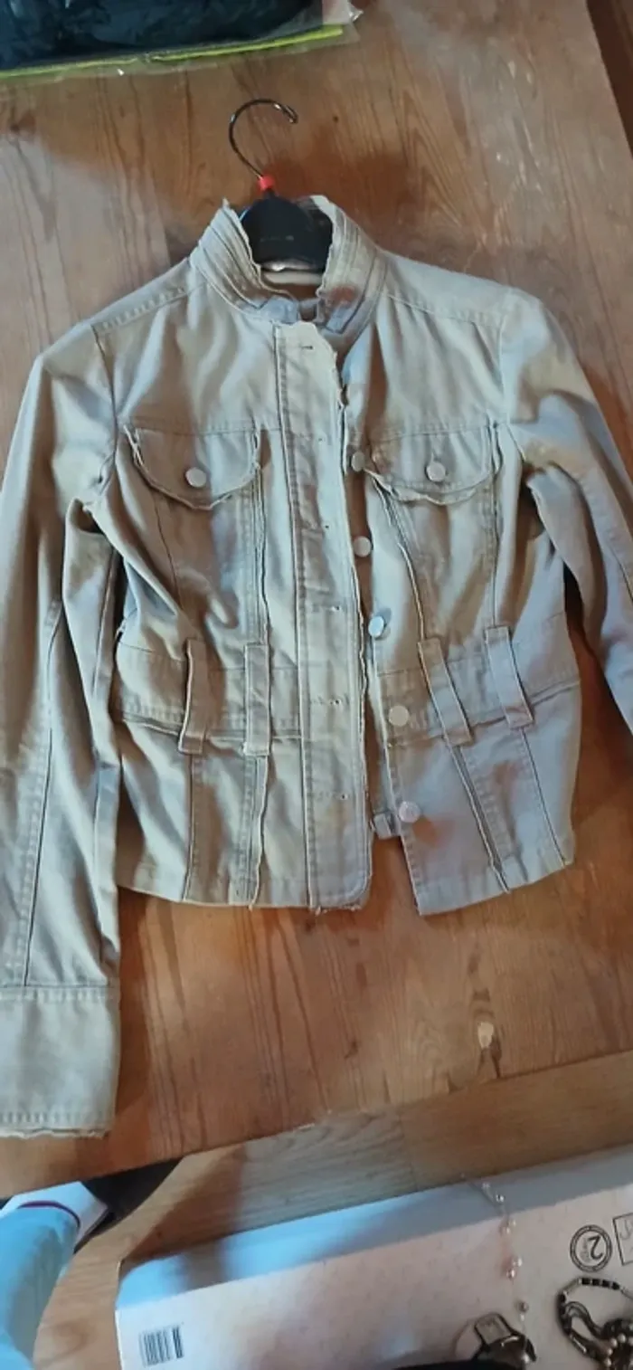 Veste beige - photo numéro 4