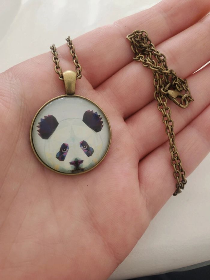 Collier chaîne et panda