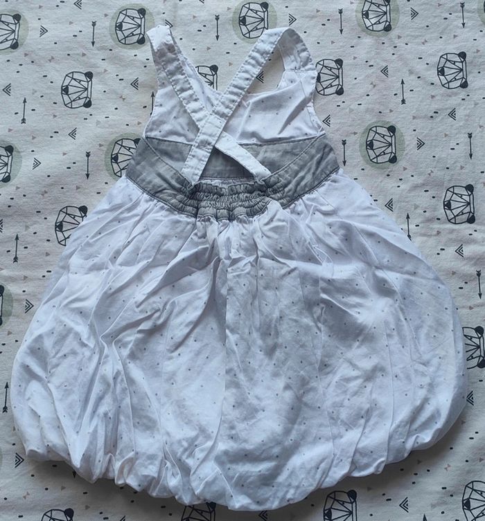 Jolie robe été taille 6 mois - photo numéro 2