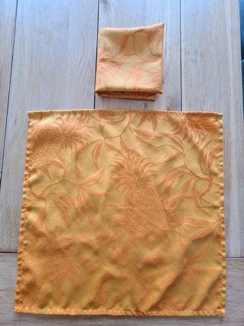 Lot 2 serviettes de table orange