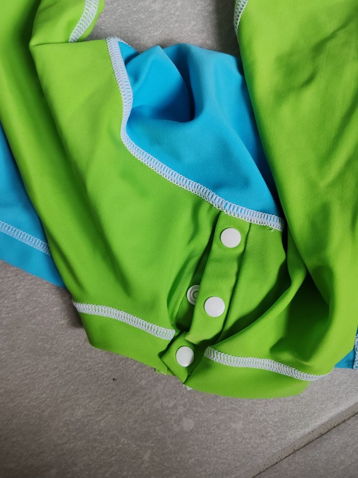 Haut de bain tribord 18m - photo numéro 3