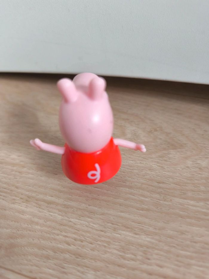 Figurine Peppa pig - photo numéro 4