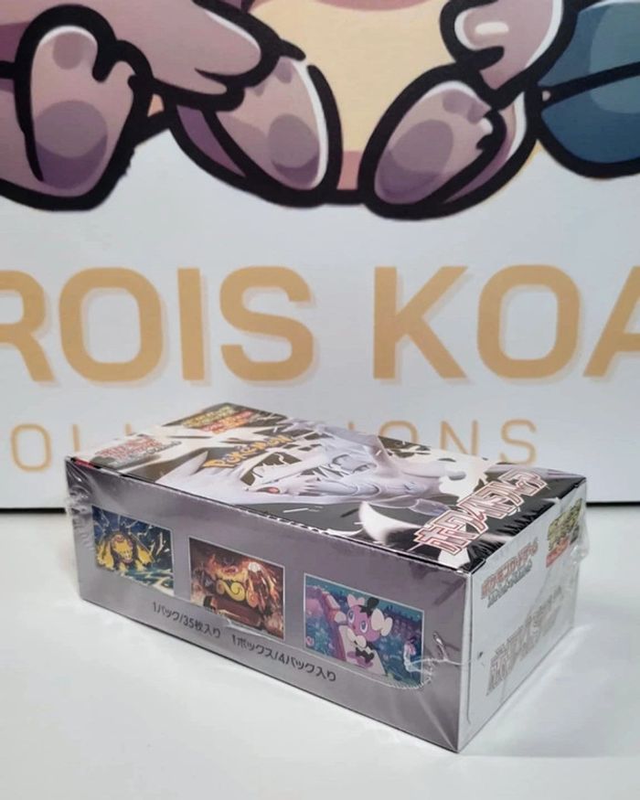 Display Deluxe Edition - 4 Boosters de 35 cartes - SV11B Black Bolt - photo numéro 2