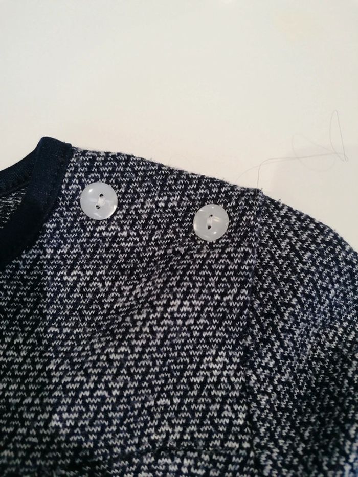 Pull T 8 ans 👧🏻 - photo numéro 6