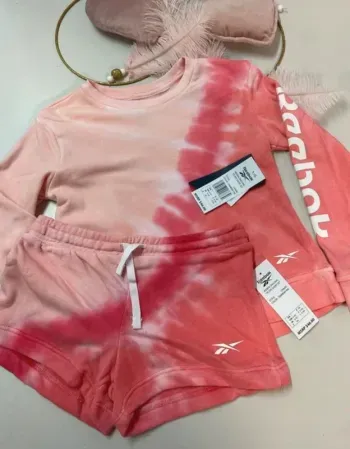 Ensemble pull + short fille (neuf) - Taille 9/10 ans