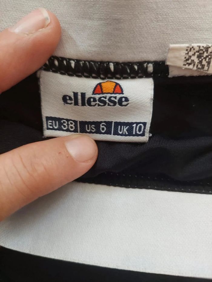 Maillot de bain ellesse 38 - photo numéro 2