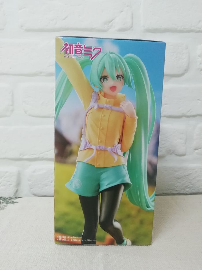 Figurine Hatsune Miku Holiday Memories banpresto - photo numéro 2