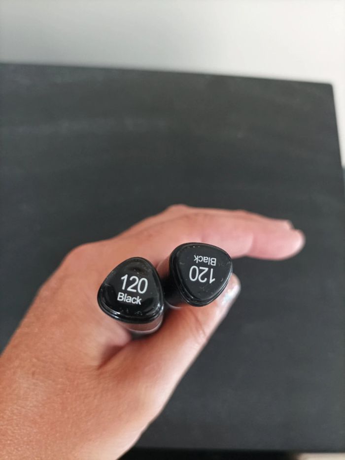 2 Twinmarkers noirs n°120 neufs