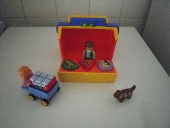 VENDEUR 1 AGE PLAYMOBIL