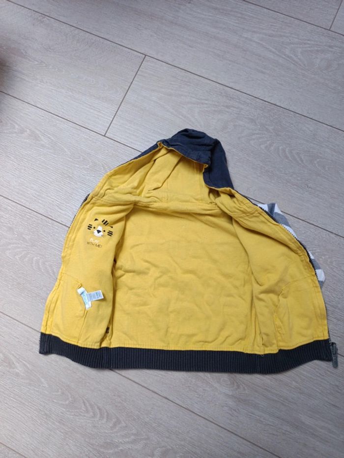 Gilet à capuche réversible - photo numéro 2