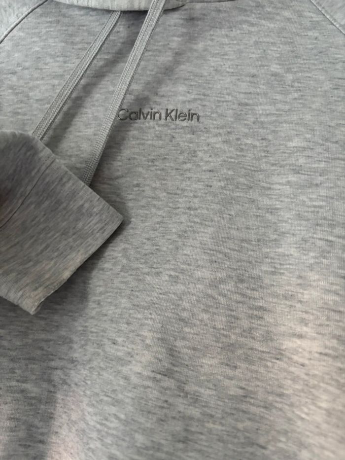 Pull Femme Calvin Klein - photo numéro 2