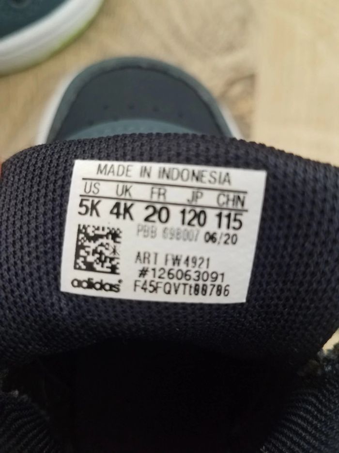 Baskets Adidas - photo numéro 4