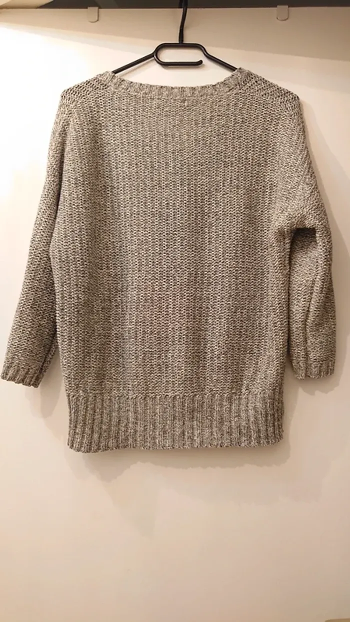 Pull gris manches 3/4 - photo numéro 2