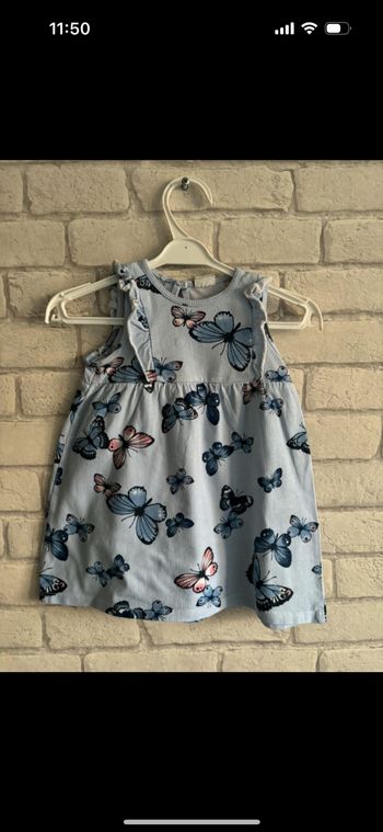 Robe  H&M taille 9 - 12 mois