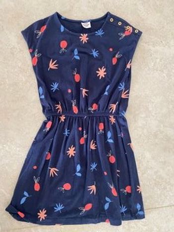 Robe tape à l’œil 