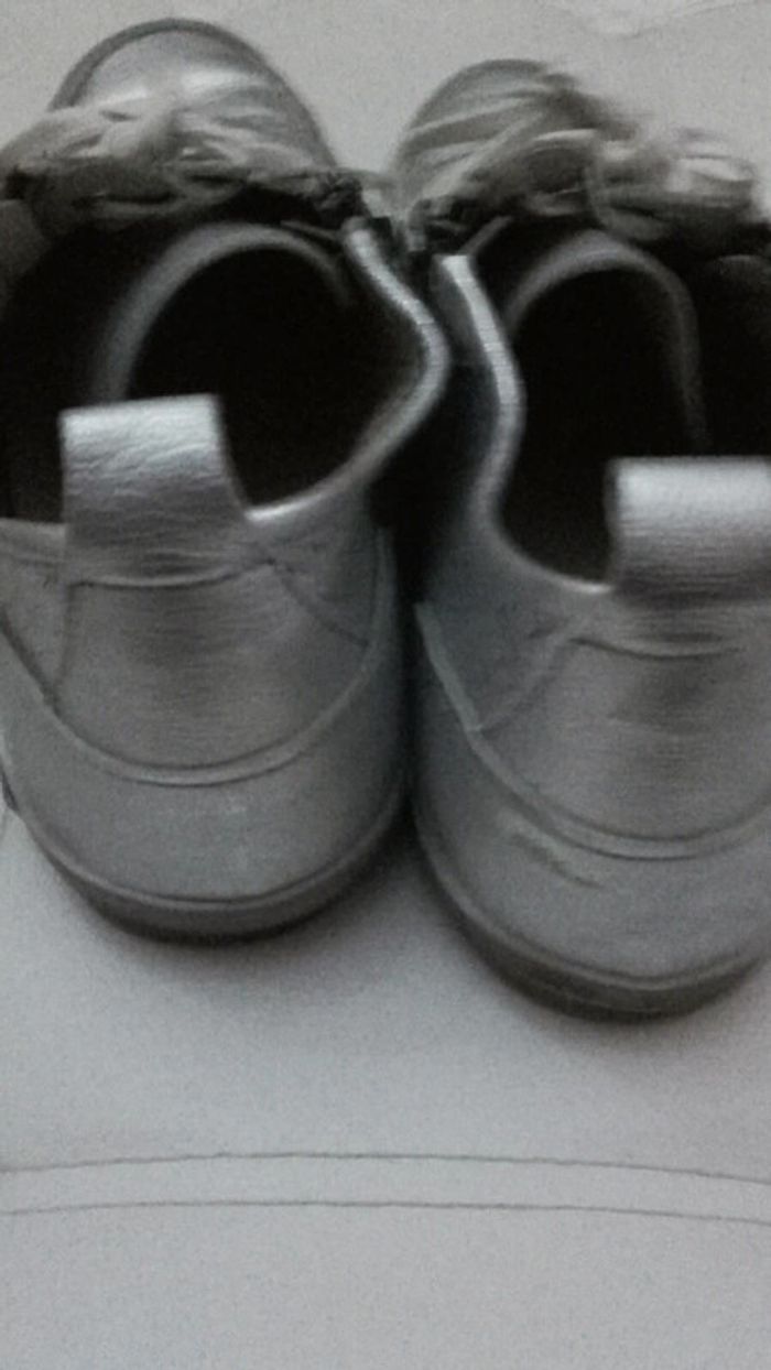 Paire de chaussures plates - photo numéro 7