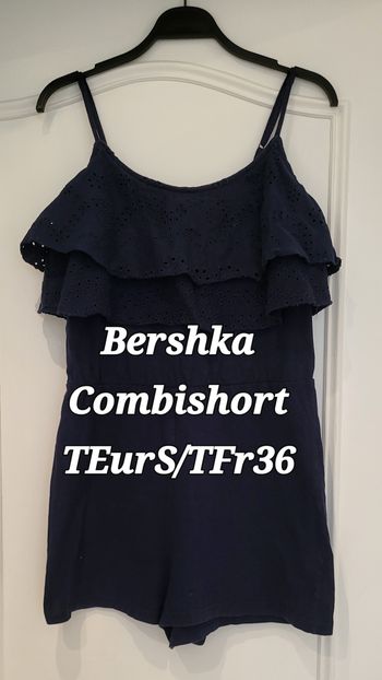 Bershka Combishort TEurS/TFr36-Marine-Fines Bretelles&Haut Volanté Broderie Anglaise